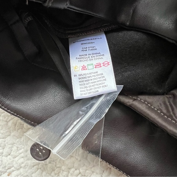 Noa relaxed High Rise Faux Leather Pants - Picture 10 of 10